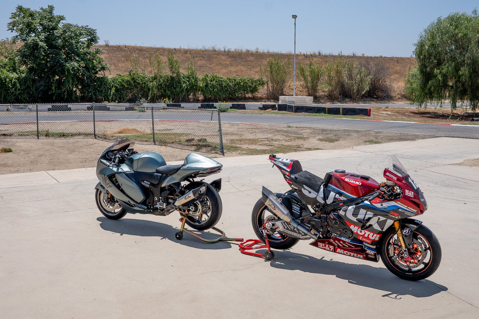 Yoshimura HAYABUSA 2021-26 Race R-11sq-R Dual Stainless Slip-On Exhaust, W/ Titanium Mufflers