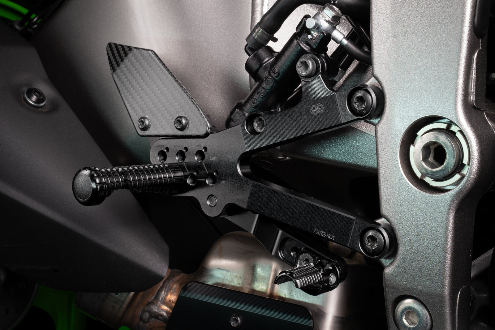 Gilles Tooling Footrest System FXR Black