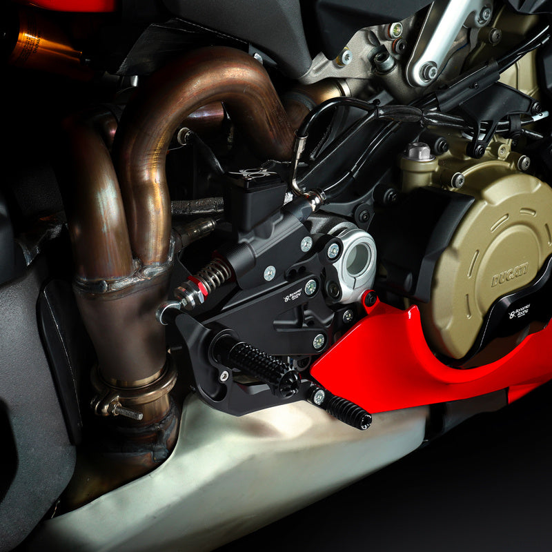Bonamici Racing Adjustable Rearsets ”pista Plus”- Ducati Panigale V4 - V4s- V4R (2025/2026)