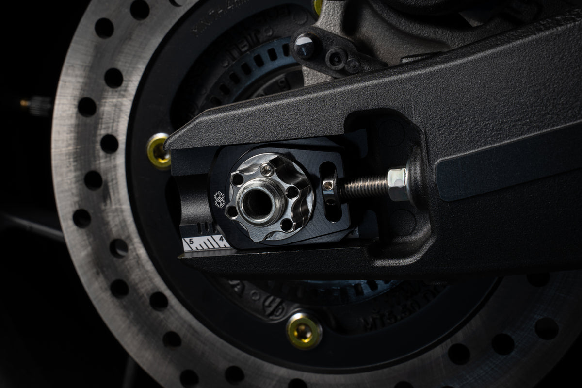 Gilles Tooling AXB Chain Adjuster Black