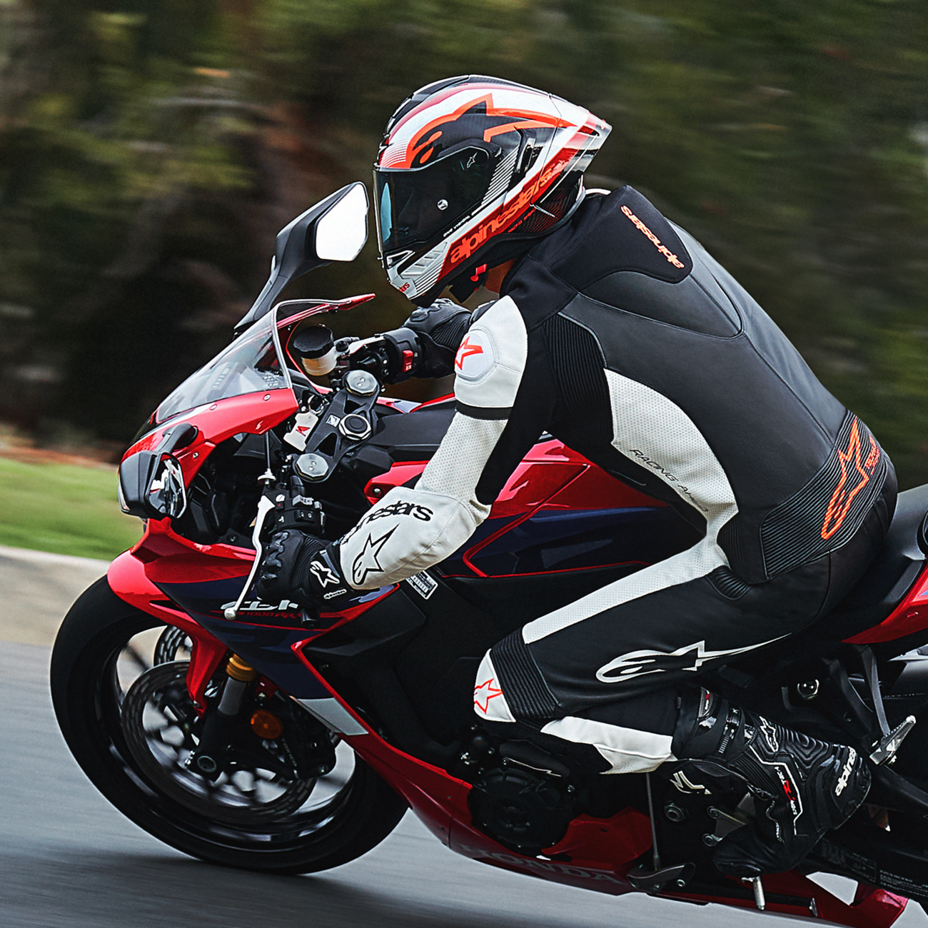 Alpinestars Supertech R10 Team Helmet
