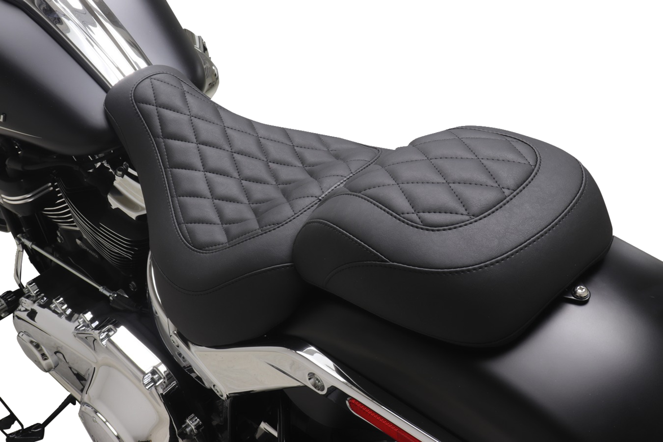 Mustang Wide Tripper™ Solo Seat - No Backrest - Diamond - Black Stitch - FXBR '23-'25