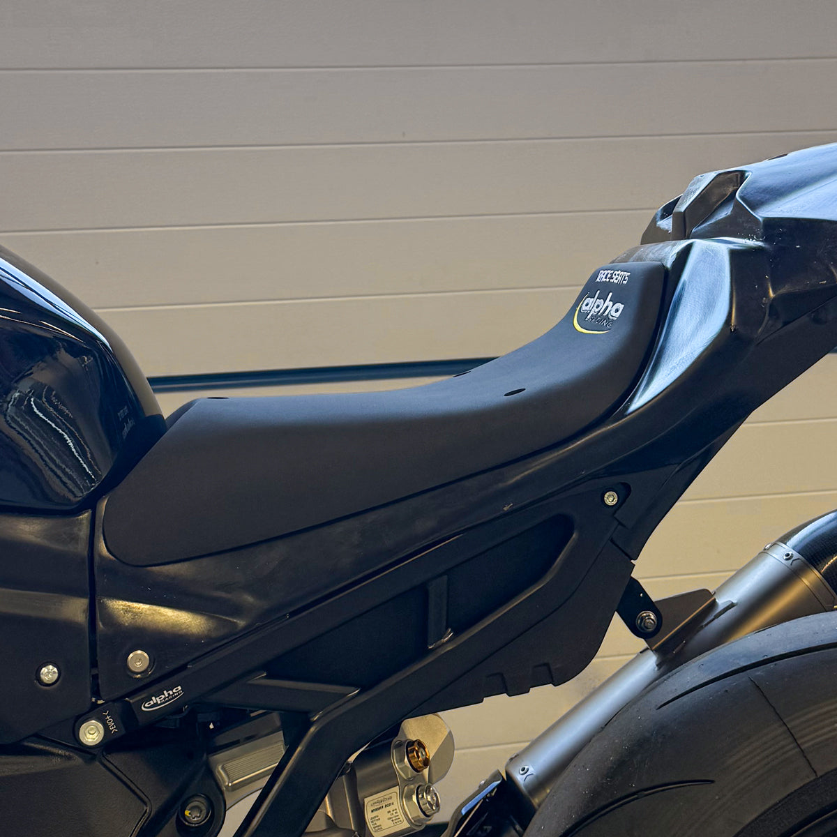Seat bench plate 30 mm, race tail low