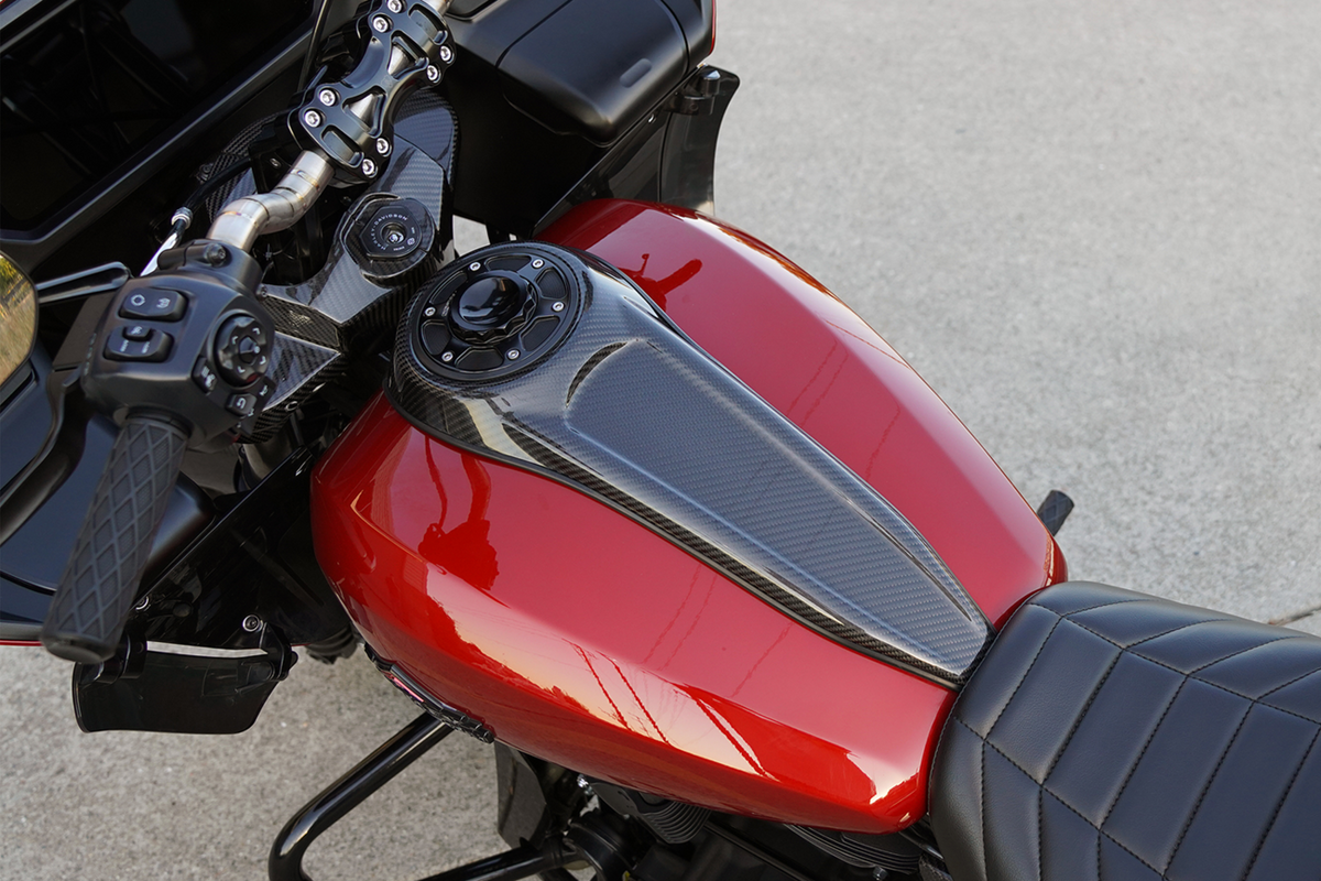 Arlen NESS Tank Dash Panel - Carbon Fiber - FLTRX/FLHX