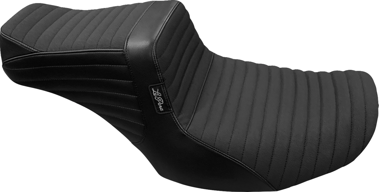Le Pera Tailwhip Seat - Pleated W/ Gripper - FLH/FLT '23-'25