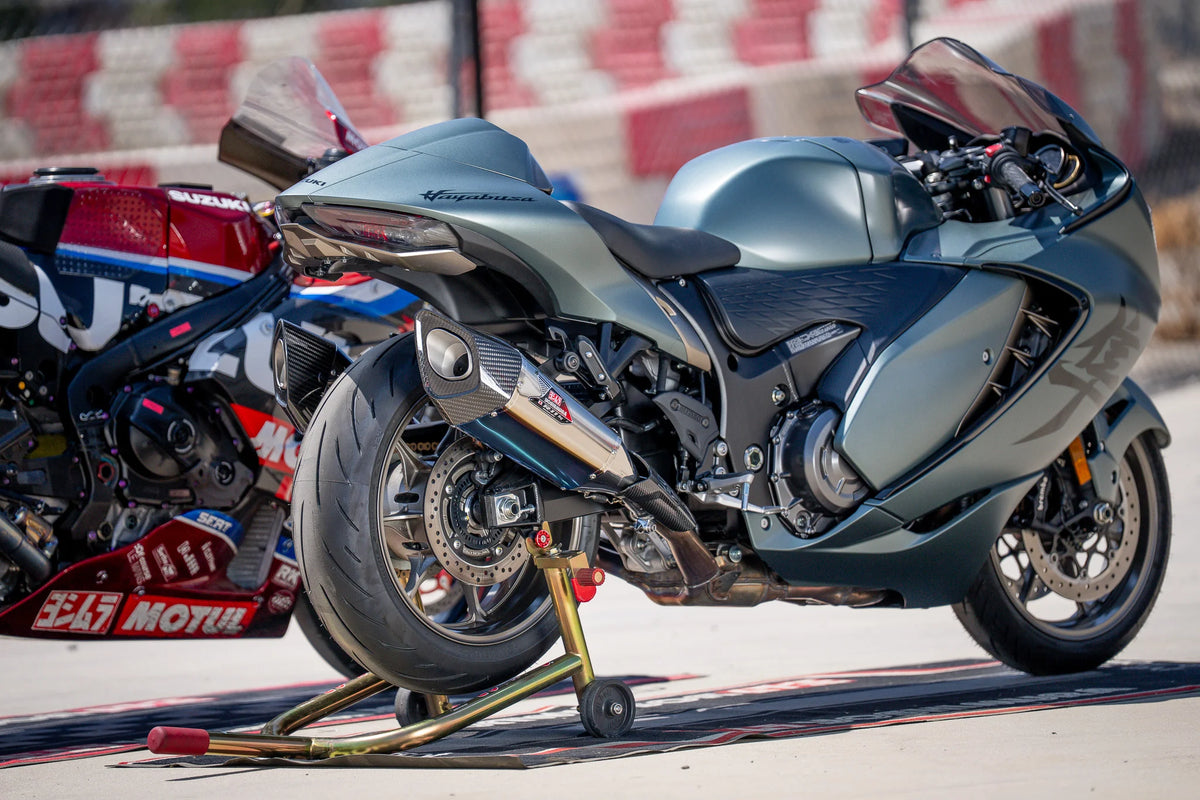 Yoshimura HAYABUSA 2021-26 Race R-11sq-R Dual Stainless Slip-On Exhaust, W/ Titanium Mufflers