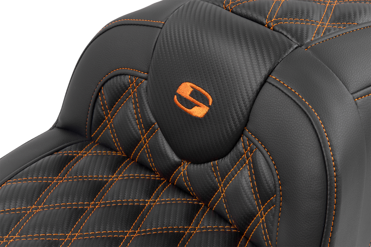 Saddlemen RoadSofa™ Seat - With Backrest - Carbon Fiber - Lattice Stitch - Orange Stitch - FLTR/FLHX '23-'24