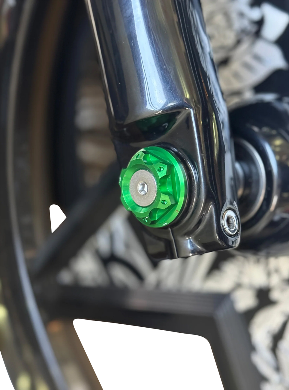 Paul Yaffe Bagger Nation Y-Axle With Turret Style Axle Cover Kit - Custom - Front - Green - 25 MM